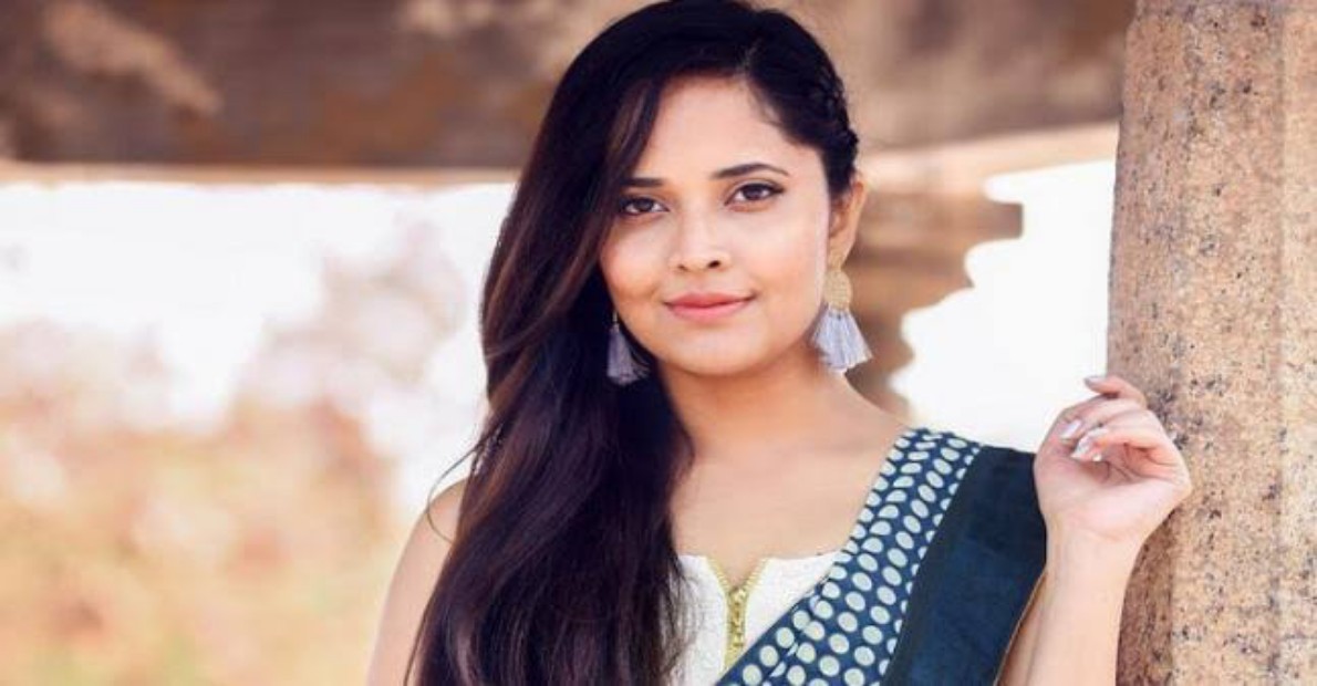 anchor-anasuya-who-continued-the-relationship-with-him-by-staying-in-the-same-room-for-9-years