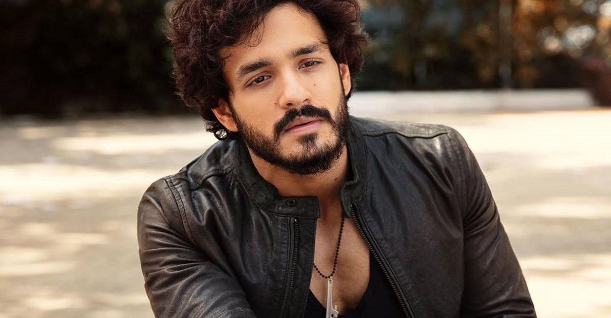 is-amala-destroying-son-akhil-akkineni-career-by-doing-these-mistakes