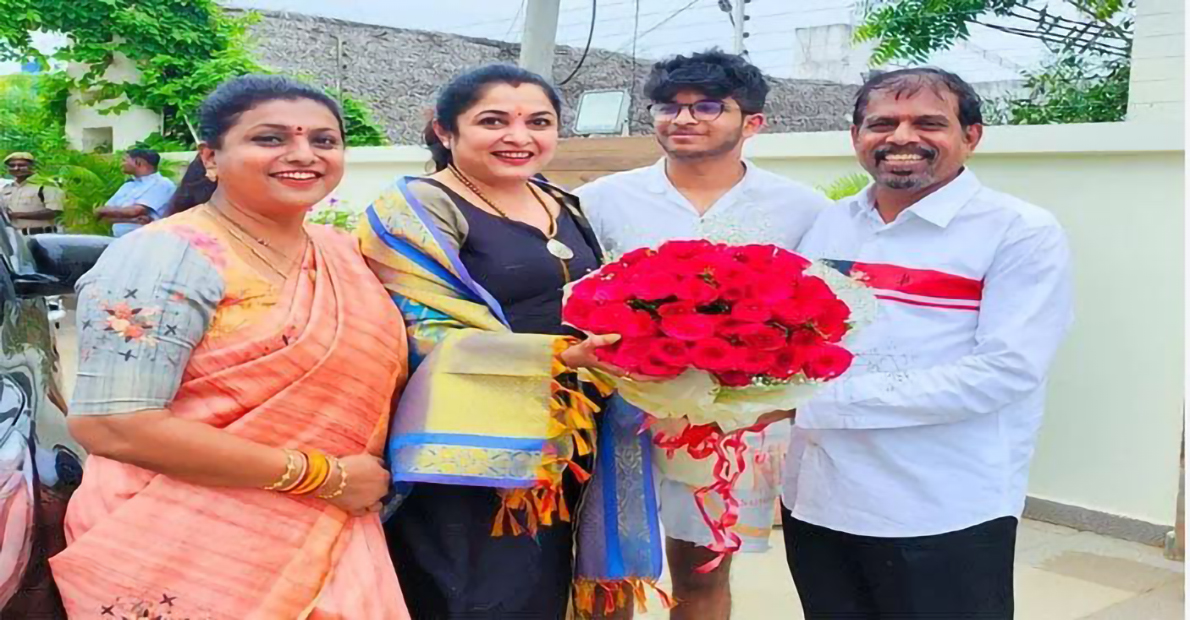 ramya-krishna-went-to-minister-roja-selvamani-house-video-became-viral