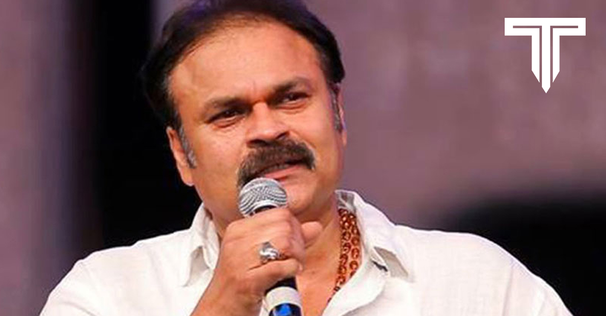 sri-reddy-comments-on-nagababu-about-niharika