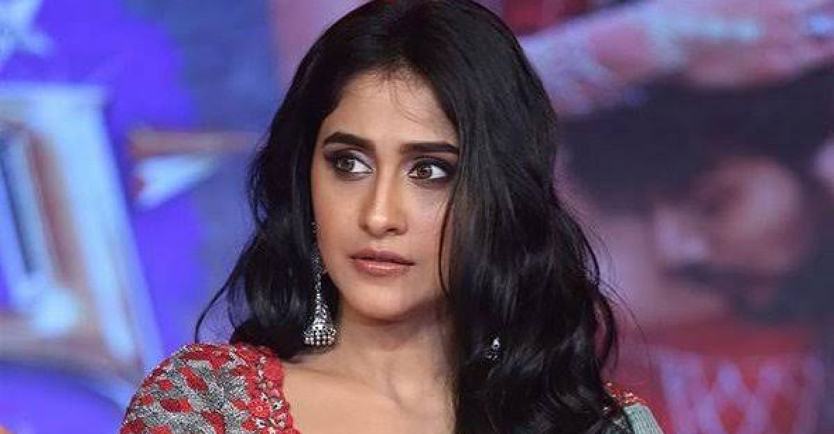 actress-regina-cassandra-sensational-comments-that-she-wanted-to-become-a-star-like-that-star-heroine