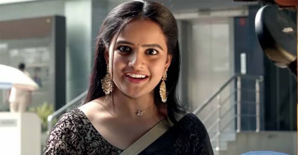 baby-movie-actress-vaishnavi-chaitanya-unknown-facts-and-her-full-information