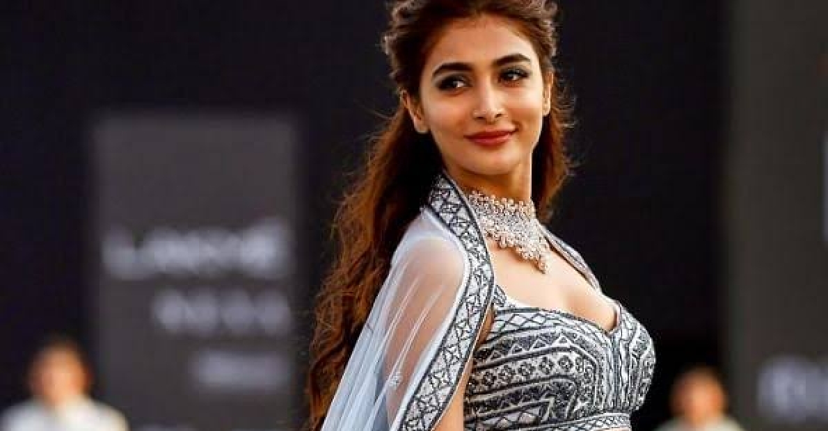 pooja-hegde-remuneration-for-shopping-mall-openings-earning-huge-money-as-she-dont-have-any-movies-to-do